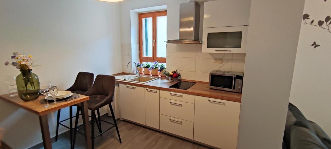 Apartment Center *
